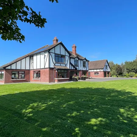 Greenfields Frühstückspension 3*